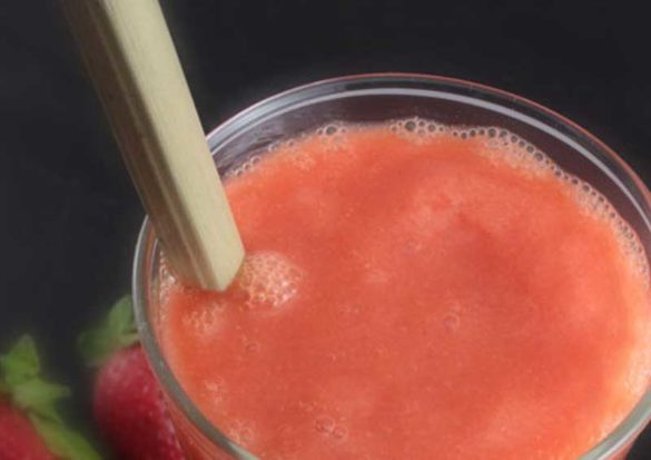 The ingredient in this frosty Squashberry Smoothie pull together to do what a good cleansing smoothie should do—aid in the elimination of toxins and waste from the body.