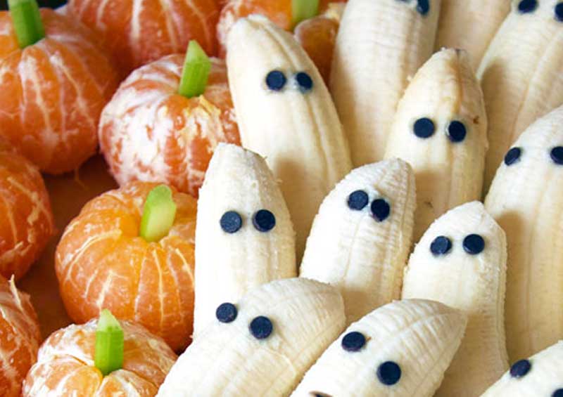 Ghostly bananas and Jack-O-Lantern Clementines: Healthy treats for the  kids' school H…