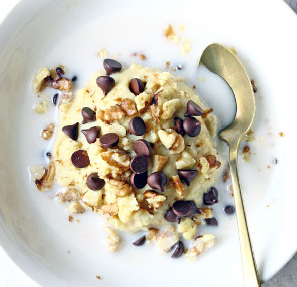 Cookie Dough Breakfast Cereal? Intrigued? How could we not be? Whole grain millet and a handful of cashews are set to soak overnight. Then next morning is when the cookie magic happens!